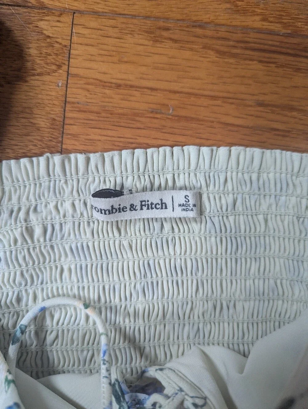 Abercrombie & Fitch Corset Puff Sleeve Top